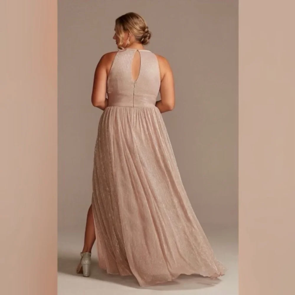 Mother of the Bride Dress. - Picture 2 of 2